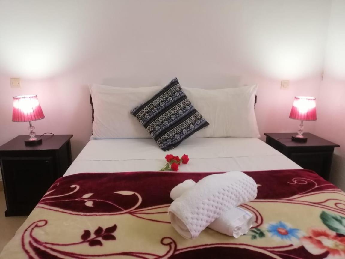 Chez Amel Guoumi Villa Validia Kültér fotó