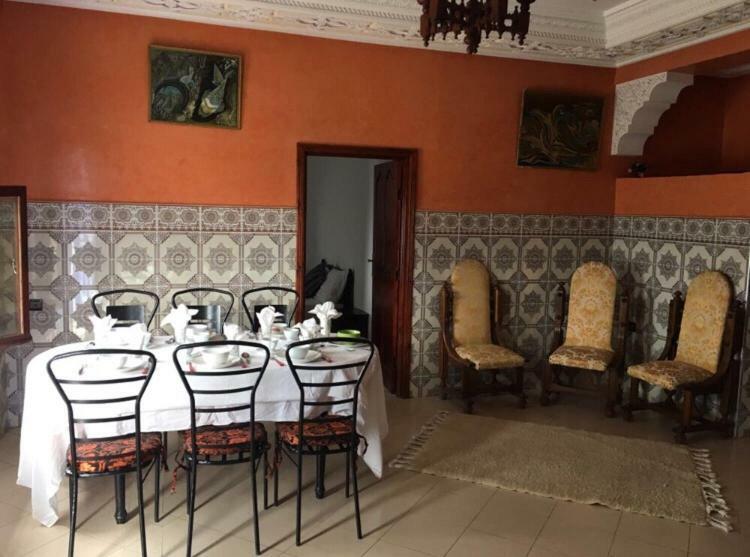 Chez Amel Guoumi Villa Validia Kültér fotó